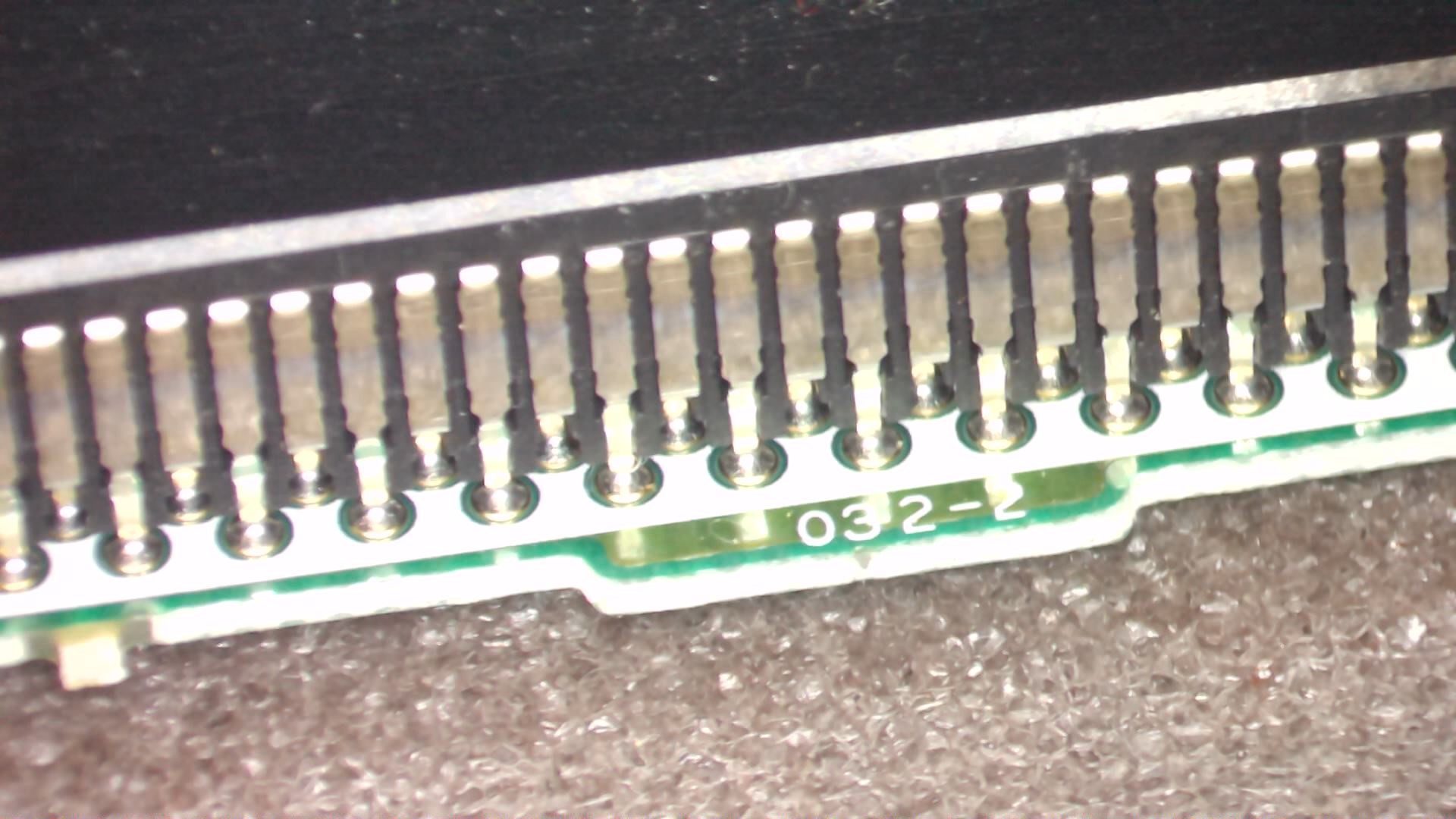 Gameboy Advance cartridge slot connector